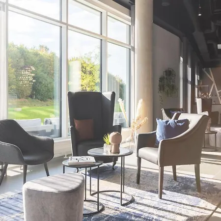 Hotel Select Augsburg 4*