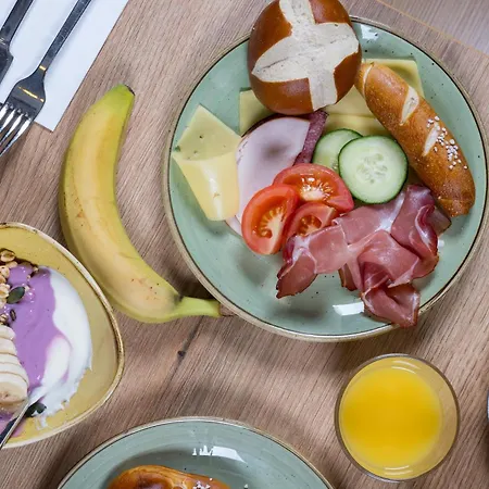 Garner Augsburg Nord By Ihg 4*