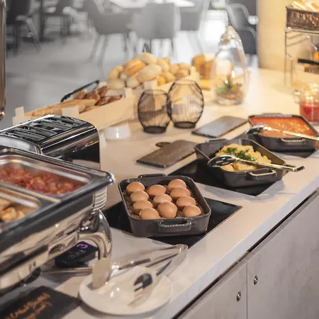 Garner Augsburg Nord By Ihg 4*