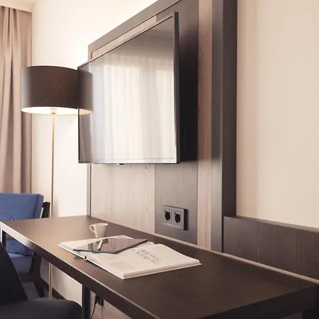 Garner Augsburg Nord By Ihg Otel 4*