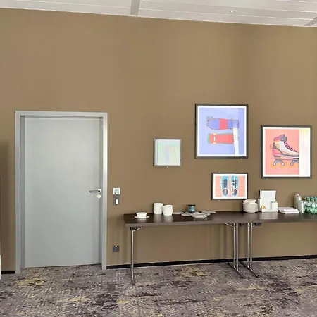 Garner Augsburg Nord By Ihg فندق 4*