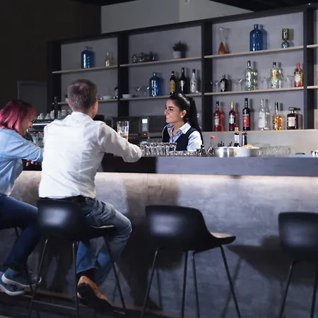 Hotel Garner Augsburg Nord By Ihg 4*